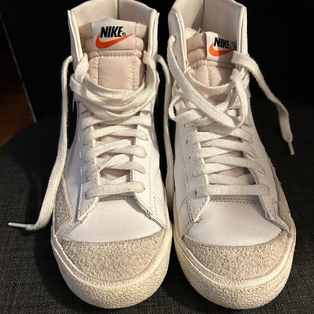 Barely worn Nike high top sneakers.